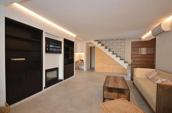 Casa independiente en camino de Marco