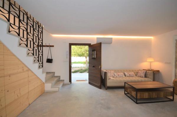 Casa independiente en camino de Marco