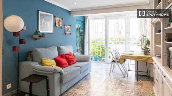 Se alquila habitación en piso compartido de 3 habitaciones en Madrid