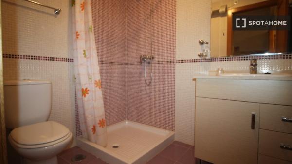 Apartamento de 3 dormitorios en alquiler en Orihuela, Alicante