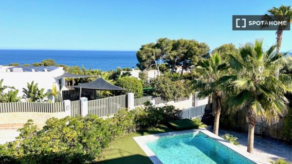 Apartamento en alquiler en Benissa, Alicante