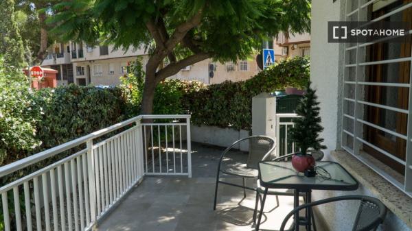 Apartamento de 4 habitaciones en alquiler en San Pedro del Pinatar