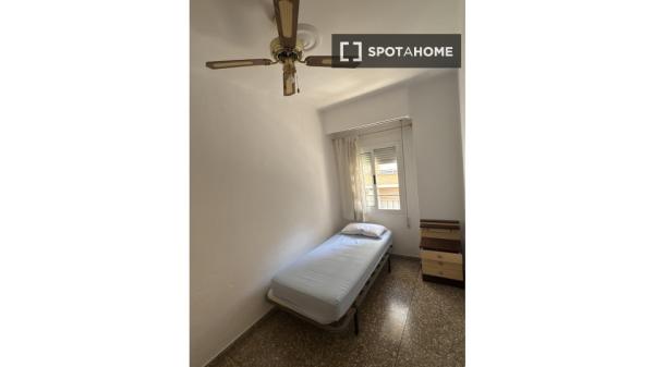 Zimmer in einer Wohngemeinschaft in Aldaia