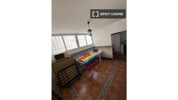 Zimmer in einer Wohngemeinschaft in Aldaia