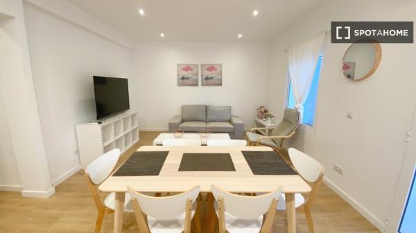 Piso de 3 habitaciones en alquiler en Bons Aires, Palma.