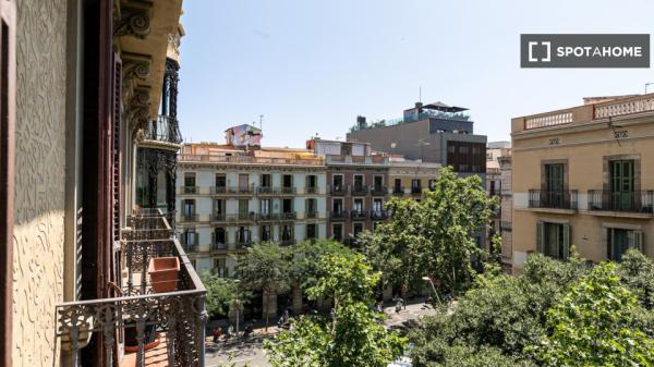 Apartamento de 3 dormitorios en alquiler en La Dreta de l'Eixample