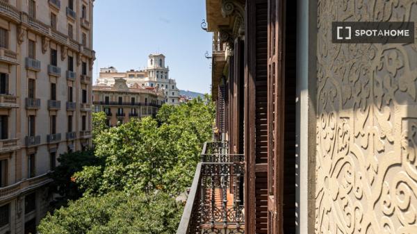 Apartamento de 3 dormitorios en alquiler en La Dreta de l'Eixample