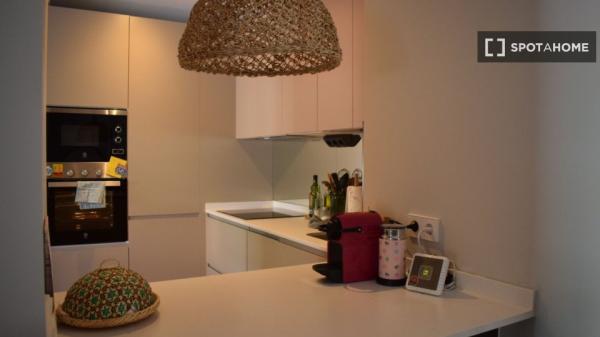 Piso de 2 habitaciones en alquiler en Ríos Rosas, Madrid