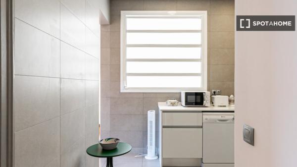 Apartamento de 3 dormitorios en alquiler en La Dreta de l'Eixample