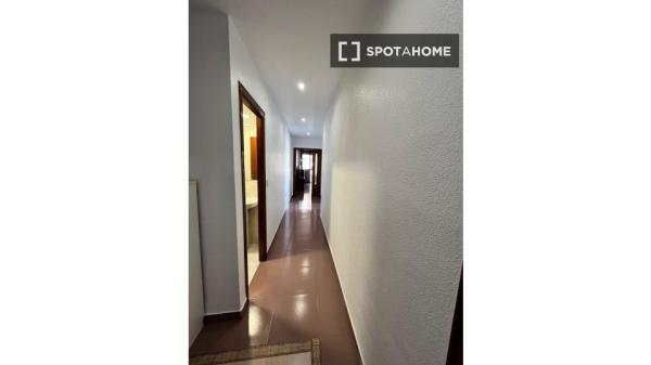 Piso de 3 dormitorios en alquiler en Murcia