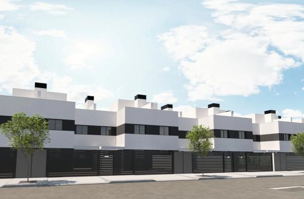 Chalet adosado en venta en calle Igualdad, 121