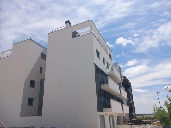 Piso en venta en avenida Reyes Católicos, 4