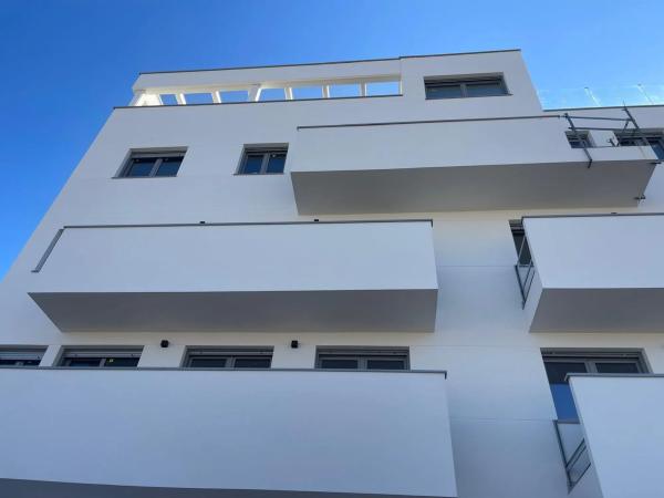 Piso en venta en avenida Reyes Católicos, 4