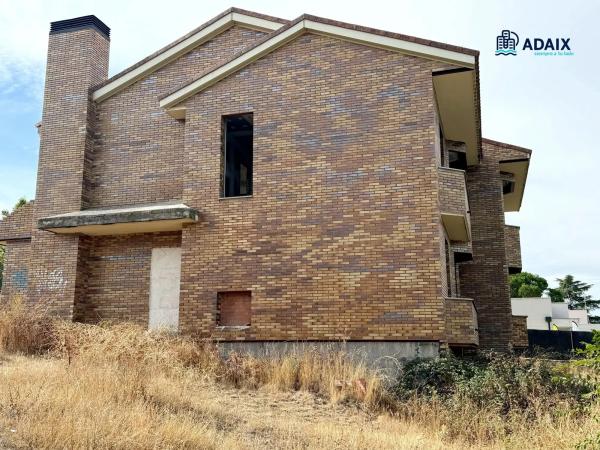 12 Chalets Pareados Quijorna