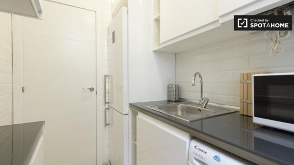 Moderno apartamento de 3 dormitorios en alquiler en Delicias, Madrid