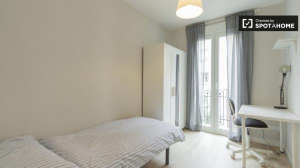 Moderno apartamento de 3 dormitorios en alquiler en Delicias, Madrid