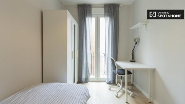 Moderno apartamento de 3 dormitorios en alquiler en Delicias, Madrid