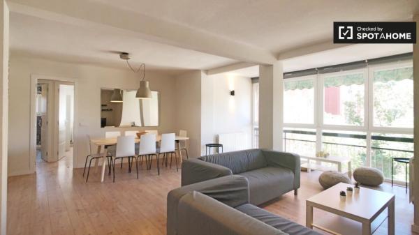 Sonniges Zimmer zur Miete in Aluche, Madrid