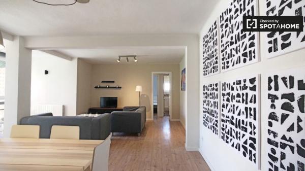 Sonniges Zimmer zur Miete in Aluche, Madrid