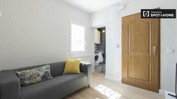 Apartamento de 3 dormitorios en alquiler en Delicias, Madrid