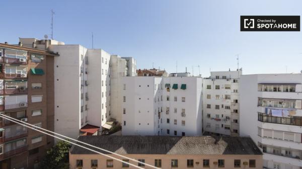 Apartamento de 3 dormitorios en alquiler en Delicias, Madrid