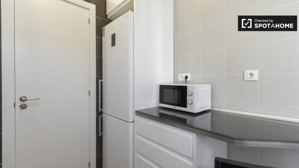 Apartamento de 3 dormitorios en alquiler en Delicias, Madrid