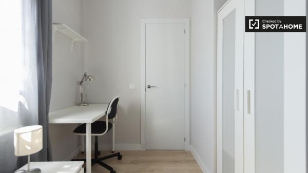 Apartamento de 3 dormitorios en alquiler en Delicias, Madrid
