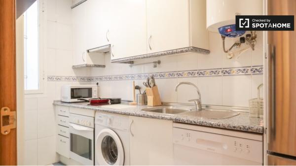 Piso de 3 dormitorios en alquiler en Chueca, Valencia