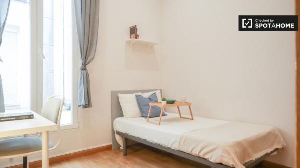 Piso de 3 dormitorios en alquiler en Chueca, Valencia