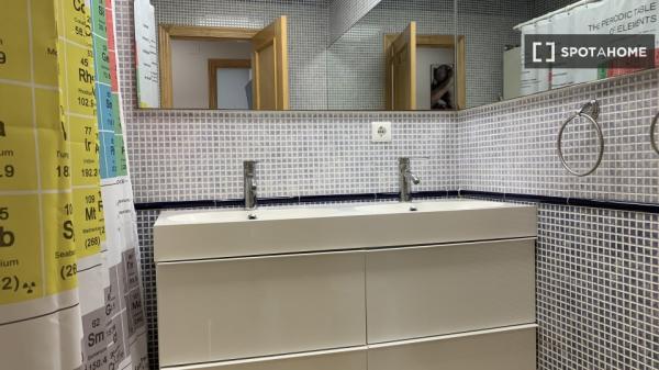 Piso de 3 habitaciones en alquiler en El Campello, Alicante