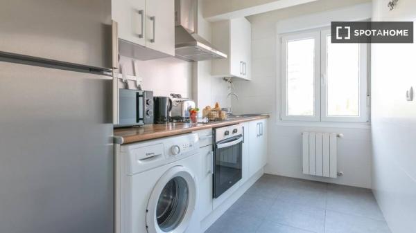 Piso de 2 dormitorios en alquiler en Santander