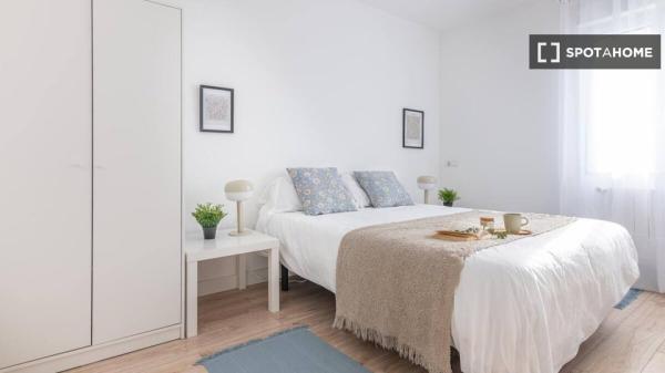 Piso de 2 dormitorios en alquiler en Santander