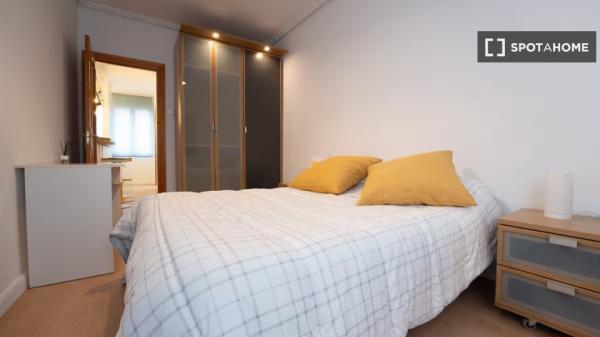 Piso de 2 dormitorios en alquiler en Santander