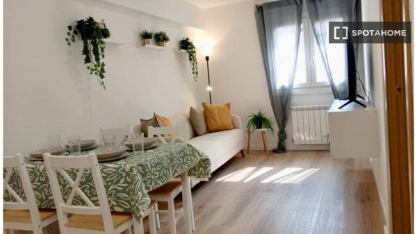 Piso de 3 habitaciones en alquiler en Santander