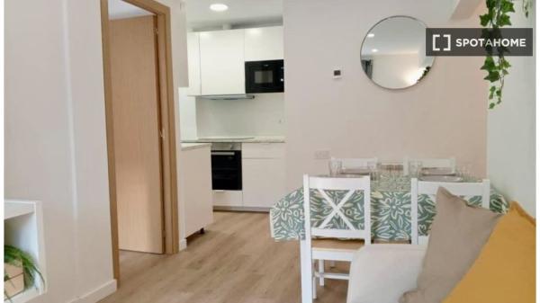 Piso de 3 habitaciones en alquiler en Santander