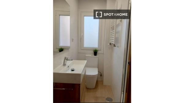 Piso de 3 habitaciones en alquiler en Santander