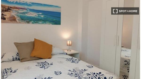 Piso de 3 habitaciones en alquiler en Santander