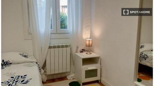 Piso de 3 habitaciones en alquiler en Santander