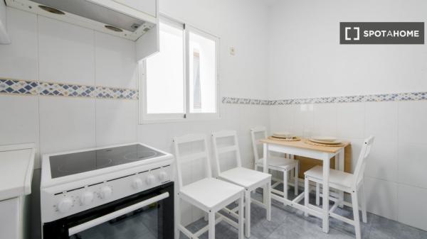 Alquilo habitacion en Madrid