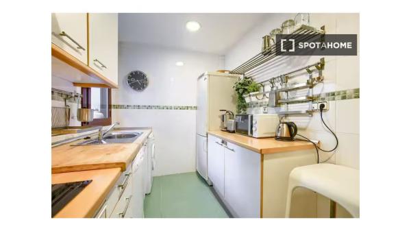 Piso en alquiler en Vallehermoso, Madrid.