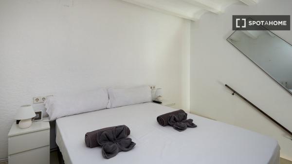 Estudio en alquiler en Vila de Gràcia, Barcelona.