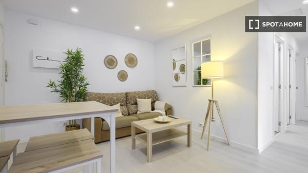 Habitación en piso compartido en alquiler en Getafe, Madrid.