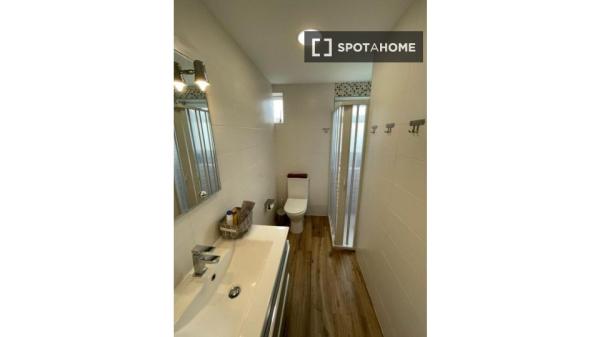 Habitación en piso compartido en Vigo