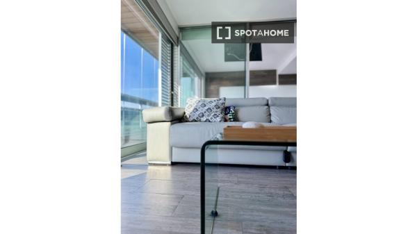 Piso de 2 dormitorios en alquiler en Vigo