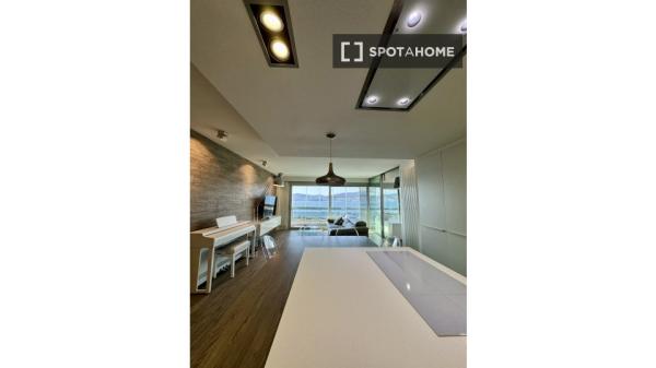 Piso de 2 dormitorios en alquiler en Vigo