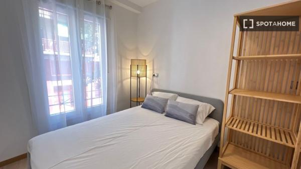 Piso de 3 habitaciones en Fuente del Berro, Madrid