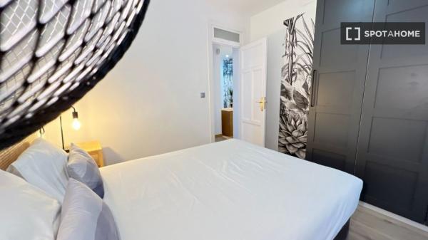 Piso de 3 habitaciones en Fuente del Berro, Madrid