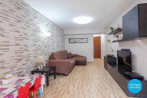 Piso en calle Lira, 20