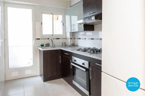 Piso en calle Lira, 20