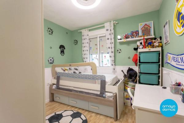 Piso en calle Lira, 20